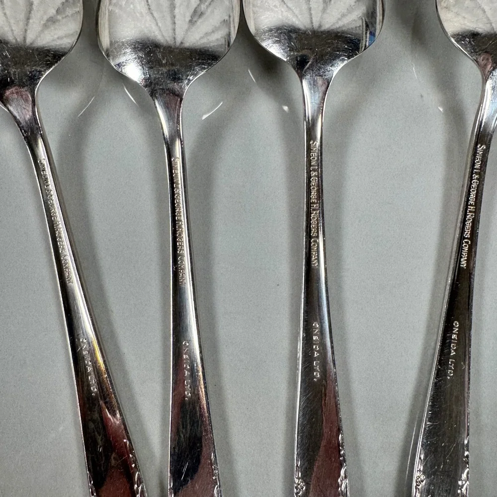 Set of 4 Oneida Simeon L & George‎ H Rogers Silver Plated Teaspoons Lot 2